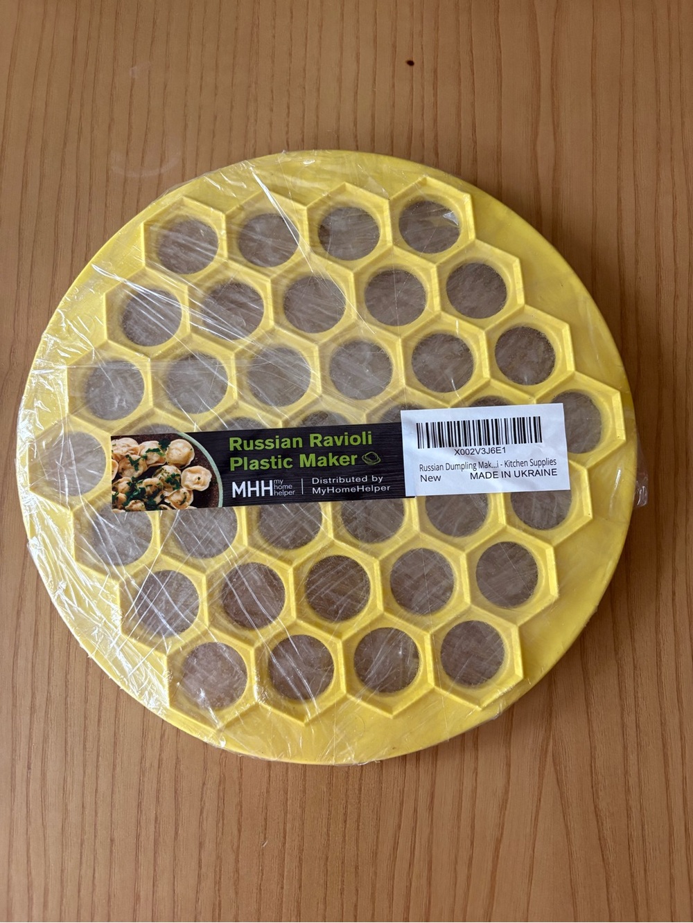 NWT Ravioli Dumpling Maker Mold